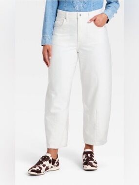 NWT Universal Thread Women's High-Rise Easy Barrel Jeans Size 12
